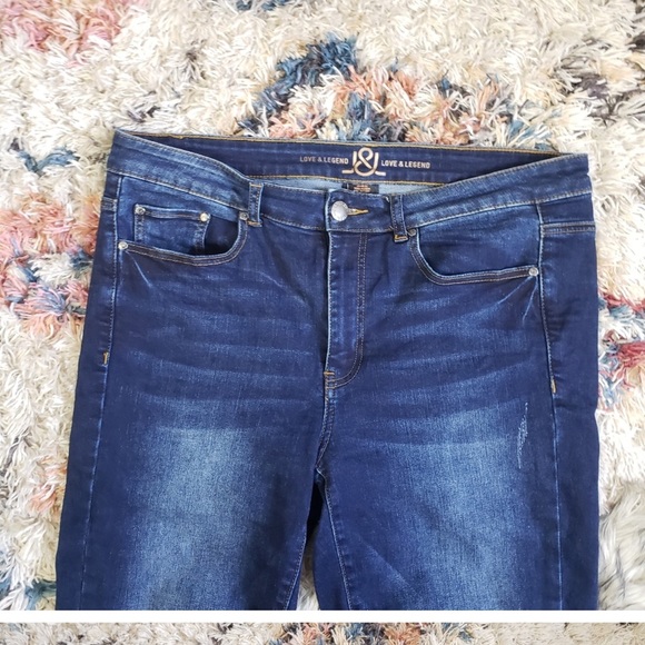 Love & Legend Dark Wash Cuffed Cropped Denim Capri Crops High Waisted Plus Size - Picture 4 of 7